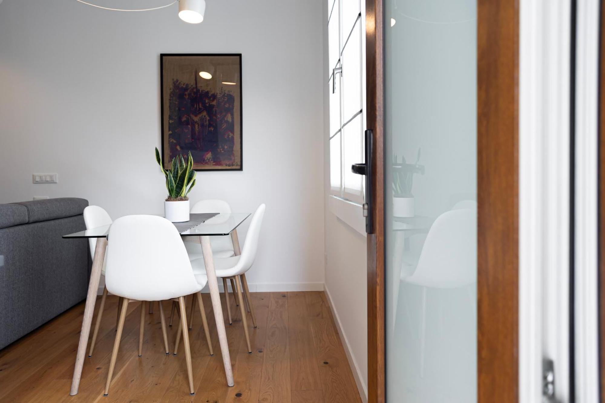 Apartamento Elegante Bilocale In De Angeli - Piazzale Siena Milán Exterior foto
