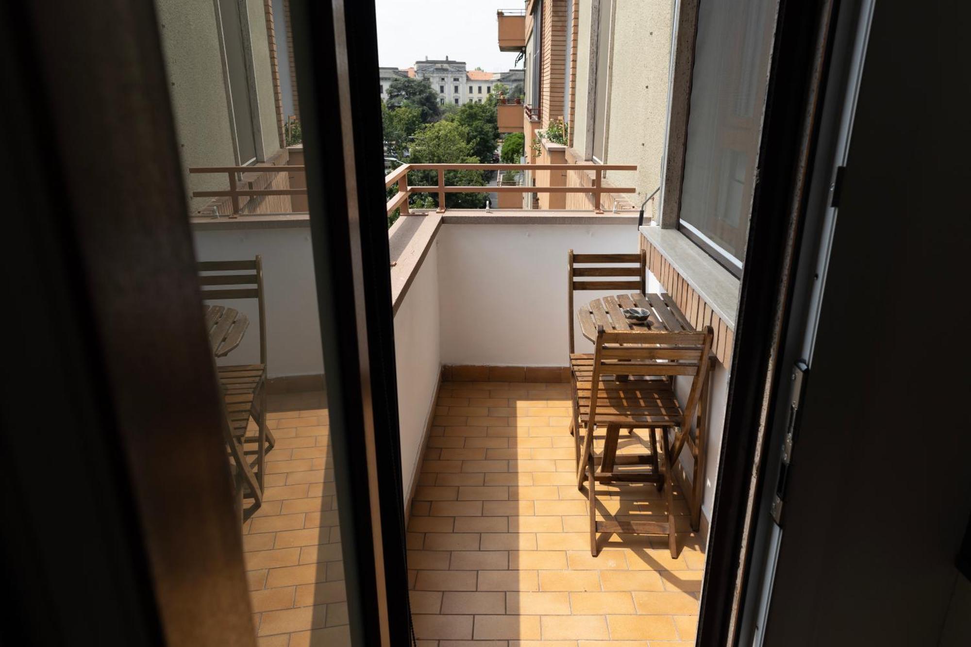 Apartamento Elegante Bilocale In De Angeli - Piazzale Siena Milán Exterior foto